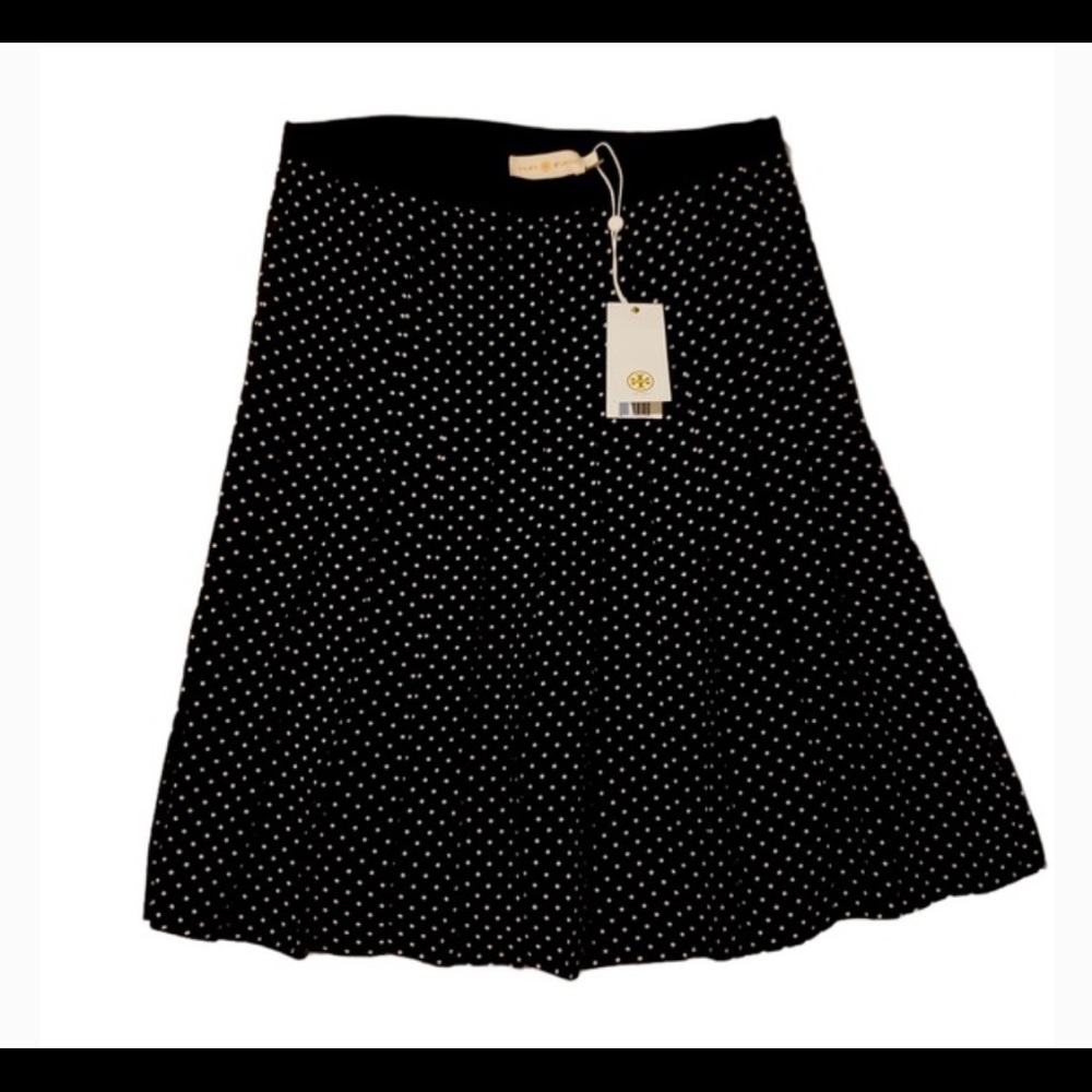 NWT Tory Burch pleated black w/white polka dots skirt. Size 12